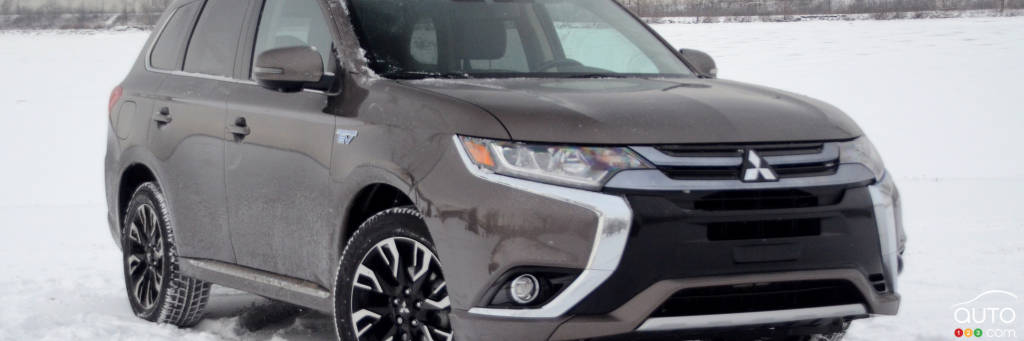 2018 Mitsubishi Outlander PHEV Review: The Cold, Hard Reality of Winter